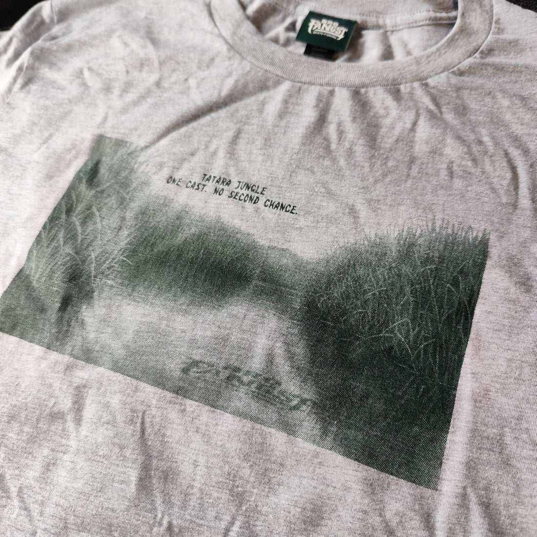 【キャンペーン限定 "TATARA JUNGLE Tee" のこだわり】tatara Jungle Tee|シルクスクリーン1色刷りに込めた多々良沼の空気感