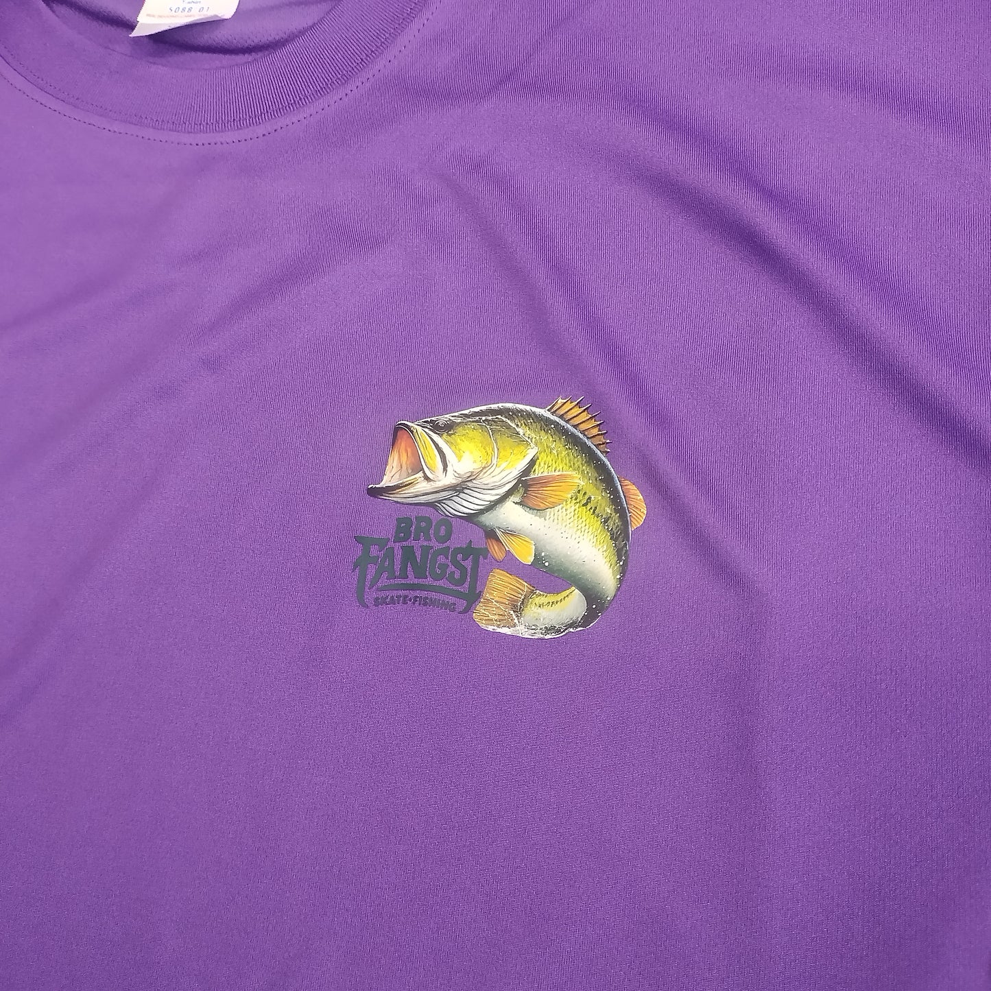 FANGST SIDE SHOT DRY TEE / SIGNATURE FISH