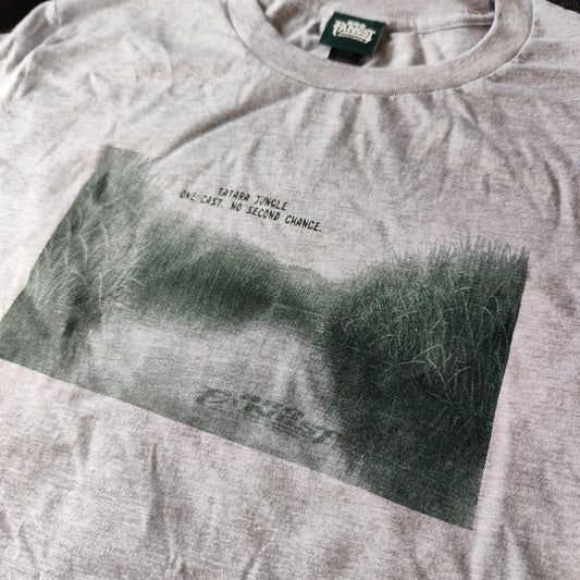 【キャンペーン限定 "TATARA JUNGLE Tee" のこだわり】ｔatara Jungle Tee｜シルクスクリーン1色刷りに込めた多々良沼の空気感